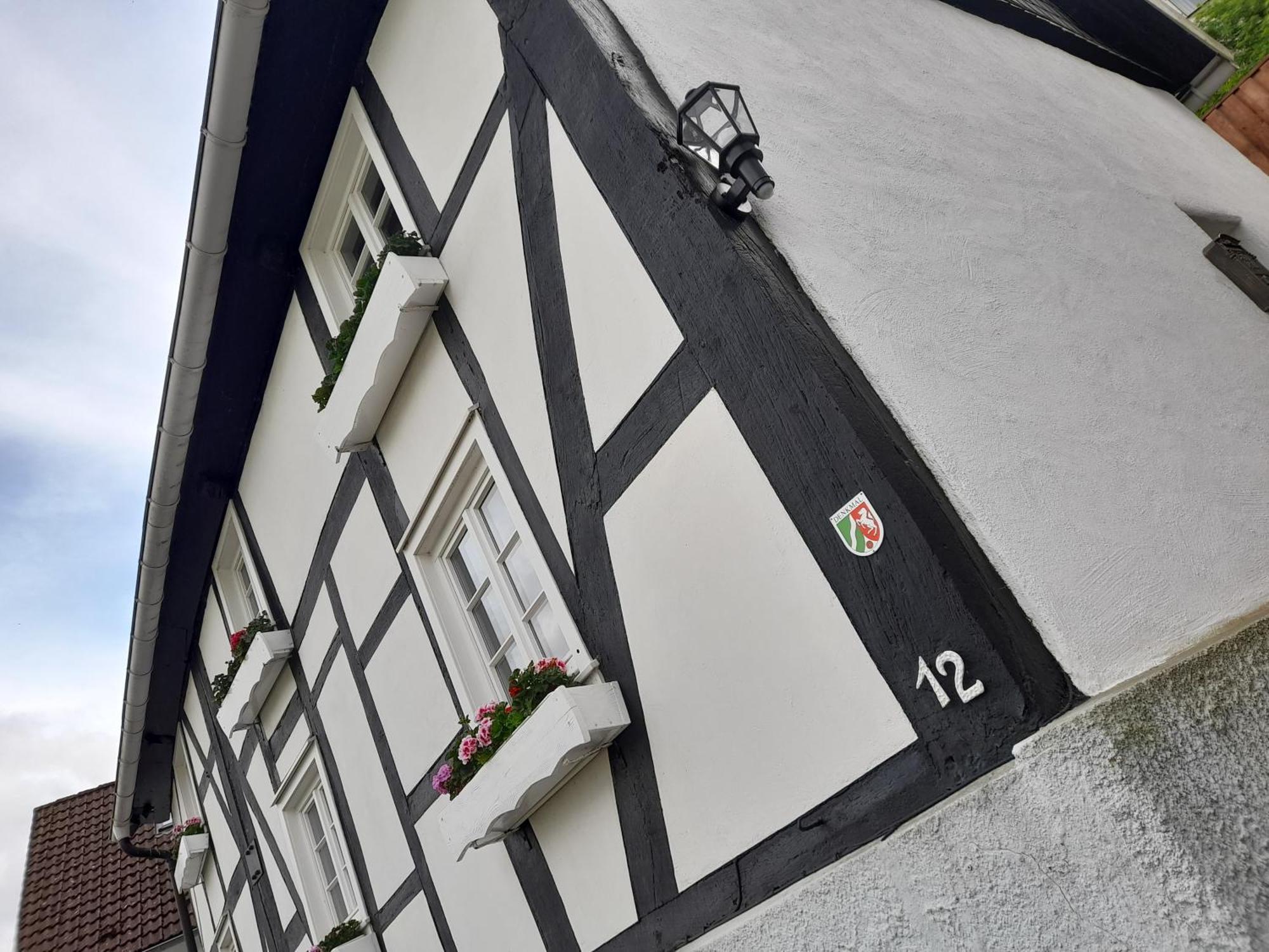 Altes Zollhaus Der Burg Hachen Villa Enkhausen Exteriör bild